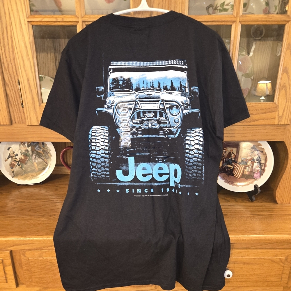 NWT Jeep tee